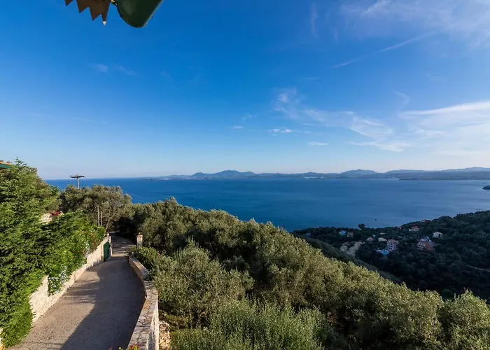 Zeta * Nisaki (Corfu)
